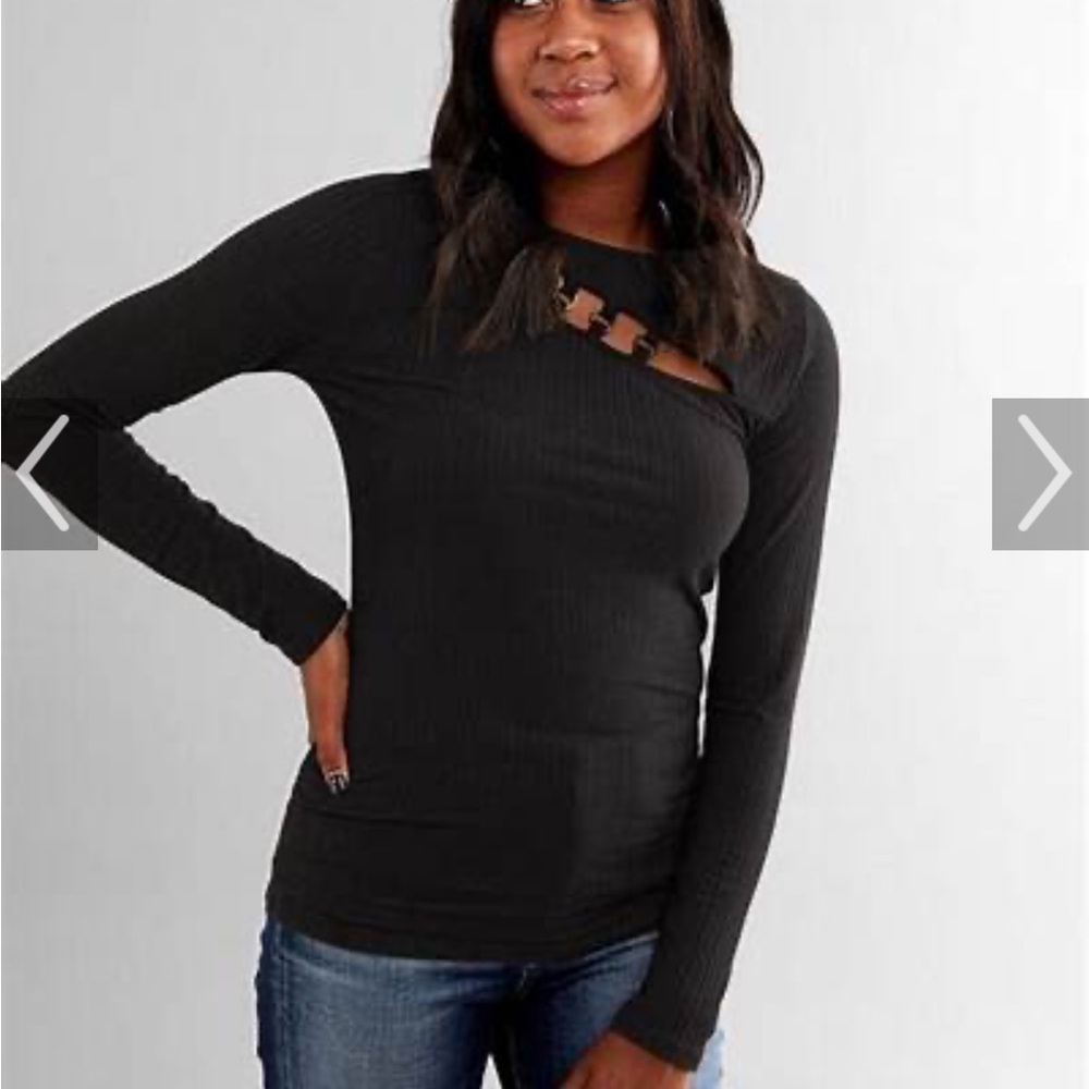 BKE Elegant Black Long Sleeve Top